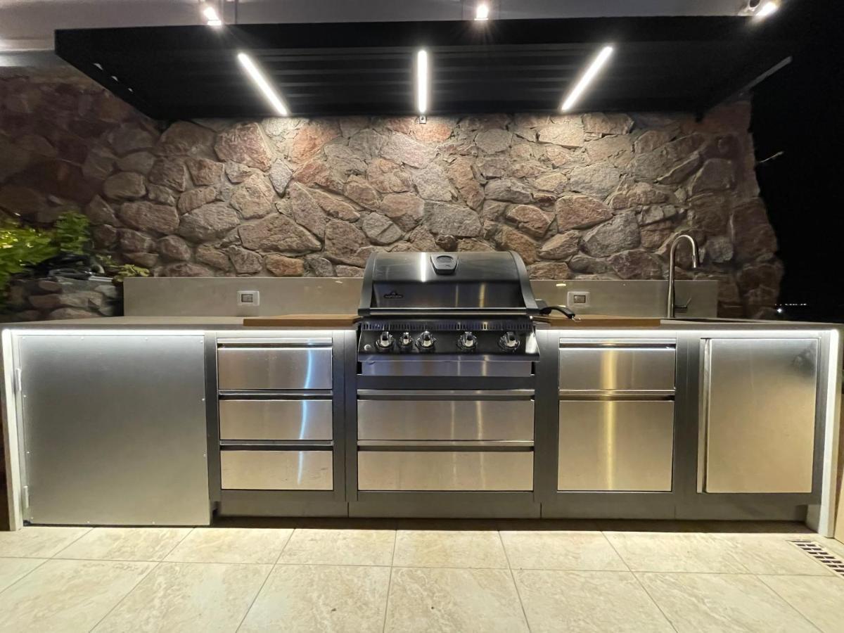 Luxury Suite By The Pool Eilat Bagian luar foto