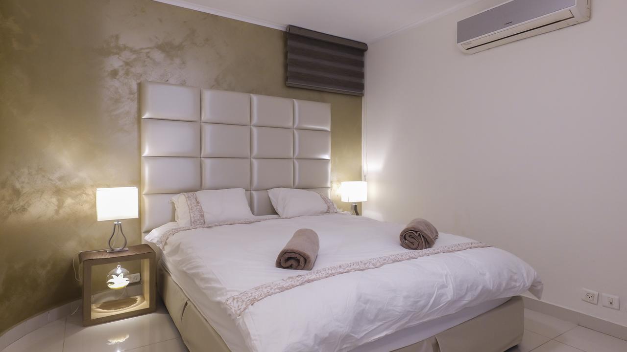 Luxury Suite By The Pool Eilat Bagian luar foto